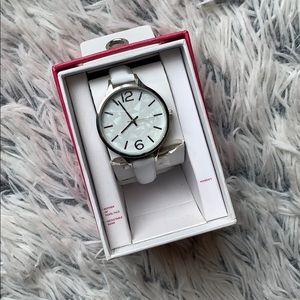 White with printed background watch NWT